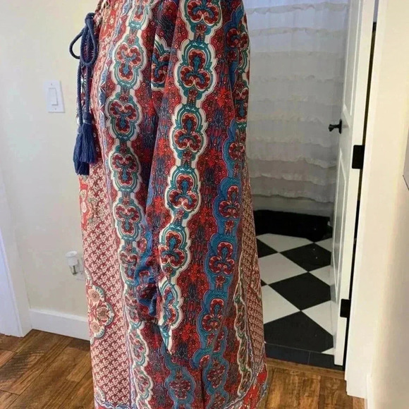 FLORAL AND PAISLEY SHIFT DRESS WITH TASSELS SMALL NWOT - Picture 14 of 16